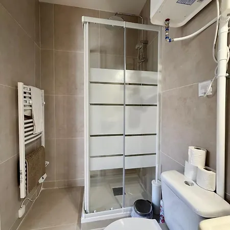 Apartman Charles 15, Moderne Et Cosy Au Coeur De *