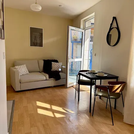 Charles 15, Moderne Et Cosy Au Coeur De *
